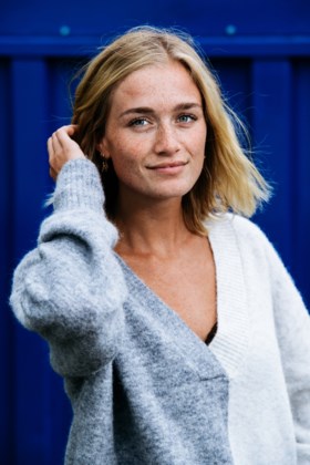 Nog maar net ‘Dancing With The Stars’ gewonnen, en Julie Vermeire werkt al aan verdere tv-carrière en start stage bij SBS