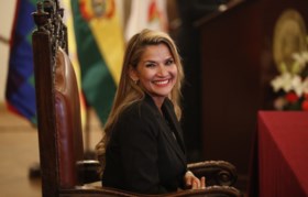 VS erkennen zelfbenoemde interim-presidente van Bolivia