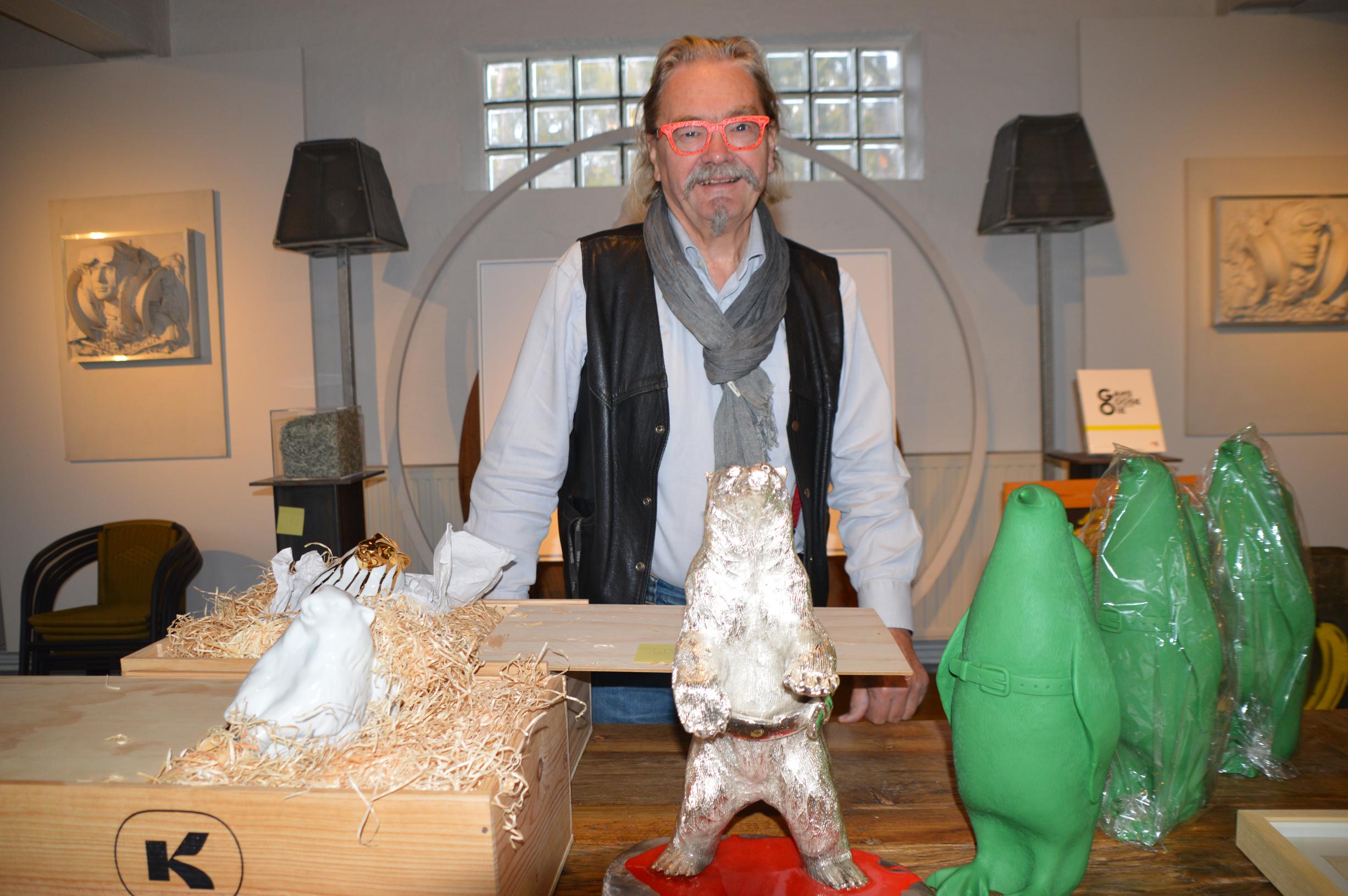 Kunst- en duivenverkoop steunen goede doelen (Malle) - Het Nieuwsblad