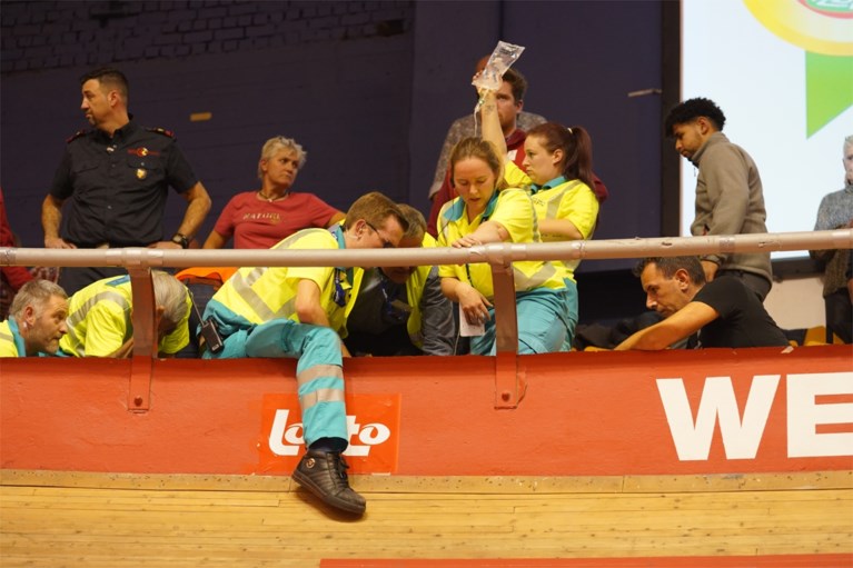 Opnieuw opschudding in het Kuipke: Belgische G-sporters belanden in het publiek na crash