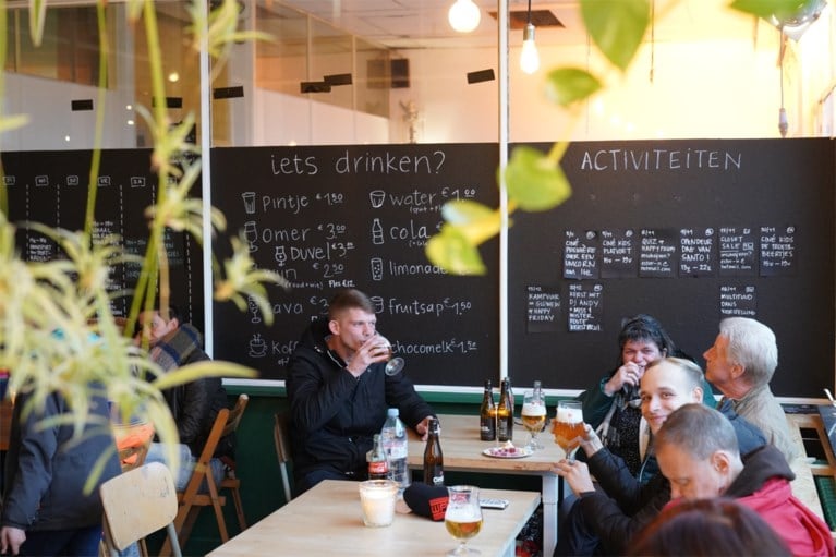 Populaire boerenmarkt landt in oude brandweerkazerne: “Gent kon niet ontbreken”