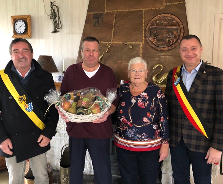 Goud voor het echtpaar Kempeneers-Gillaer in Kapellen - Het Nieuwsblad