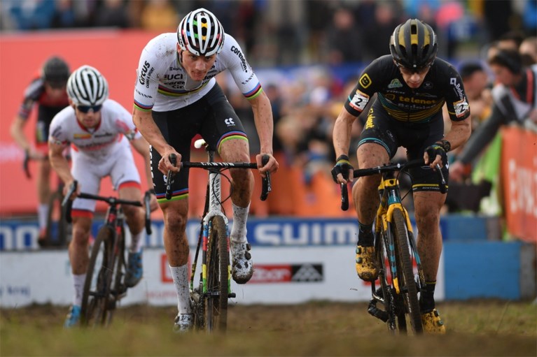 Voor opa Poulidor! Mathieu van der Poel sluit bewogen week af met felbevochten zege in Tabor