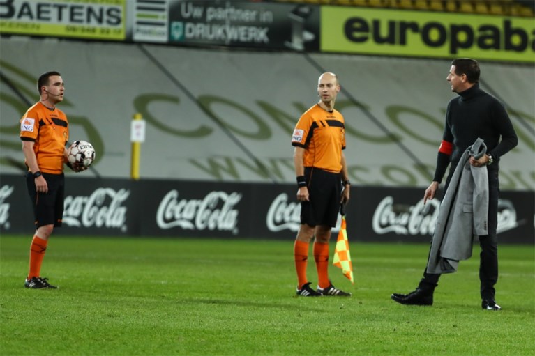 Lokeren-fans eisen ontslag van coach Glen De Boeck: “Ik voel mij totaal niet aangesproken”