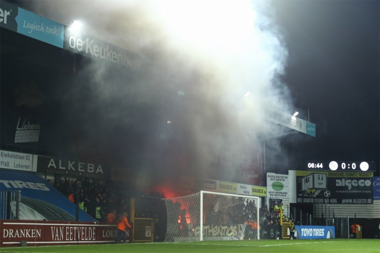 Lokeren-fans eisen ontslag van coach Glen De Boeck: “Ik voel mij totaal niet aangesproken”