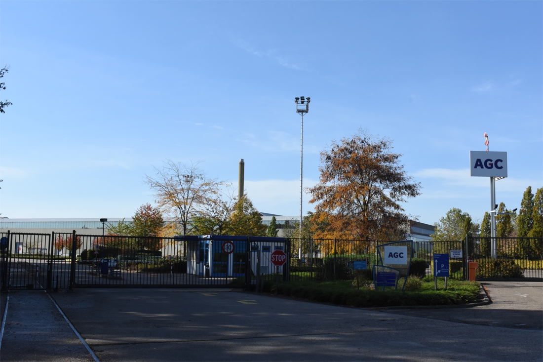 Werknemer AGC Kempenglas riskeert acht maanden cel voor sturen van dreigbrieven