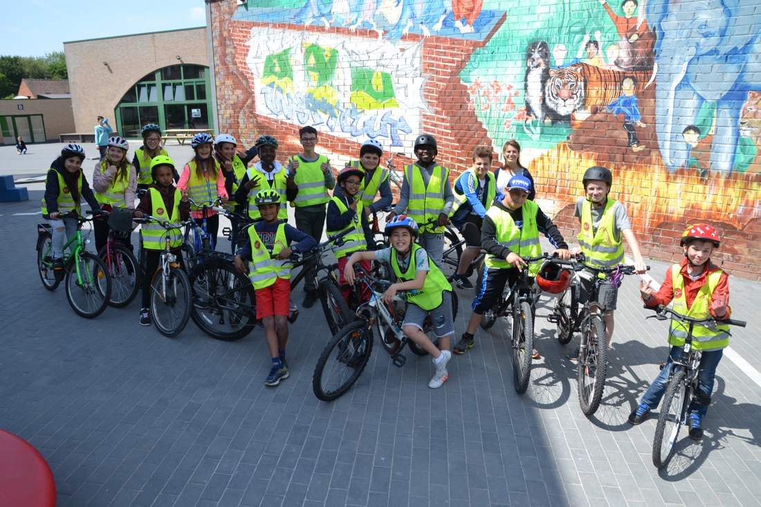 Wie te voet of met de fiets naar school komt, krijgt een beloning
