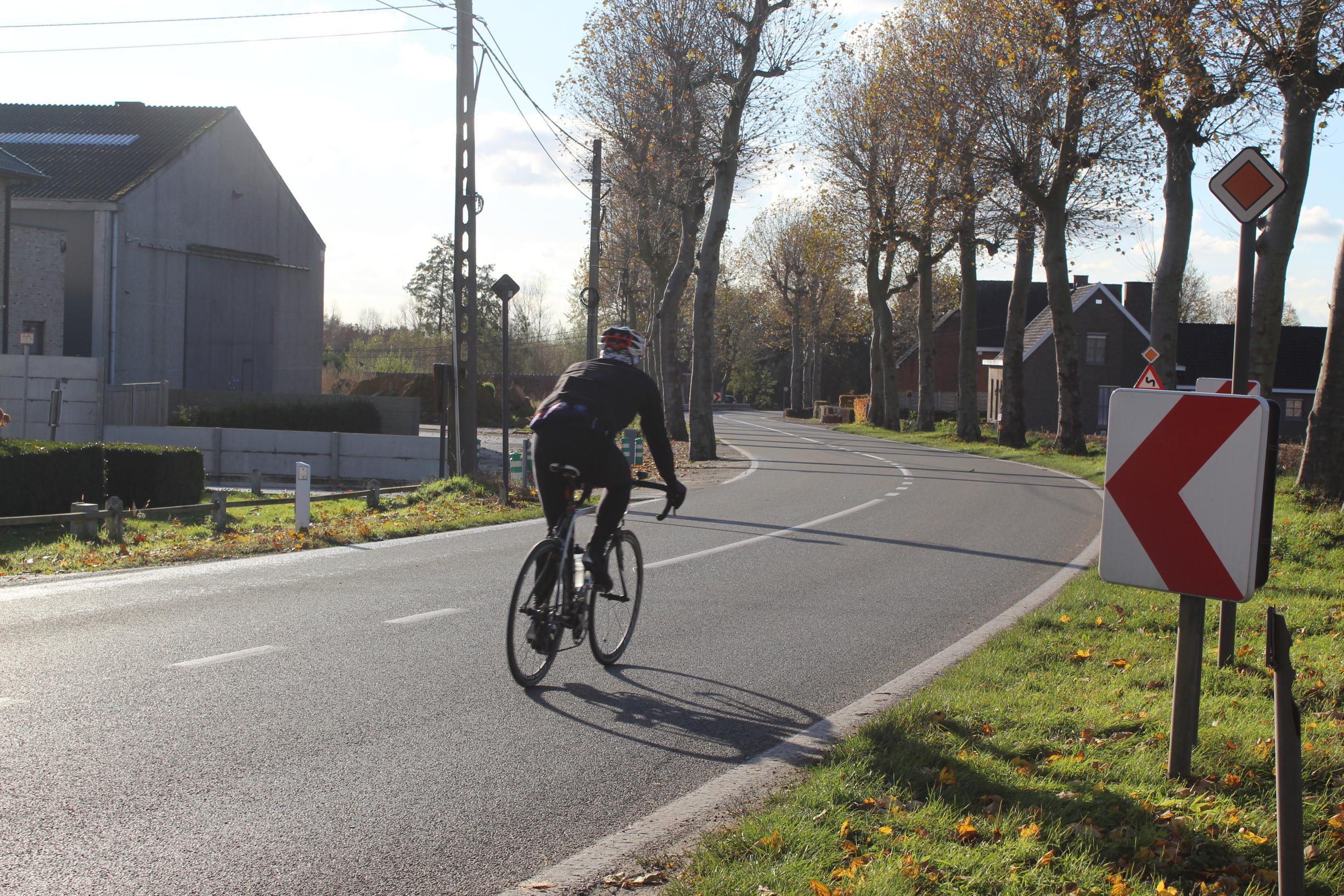 Kruisem en Waregem starten studie over veiligere Waregemsesteenweg