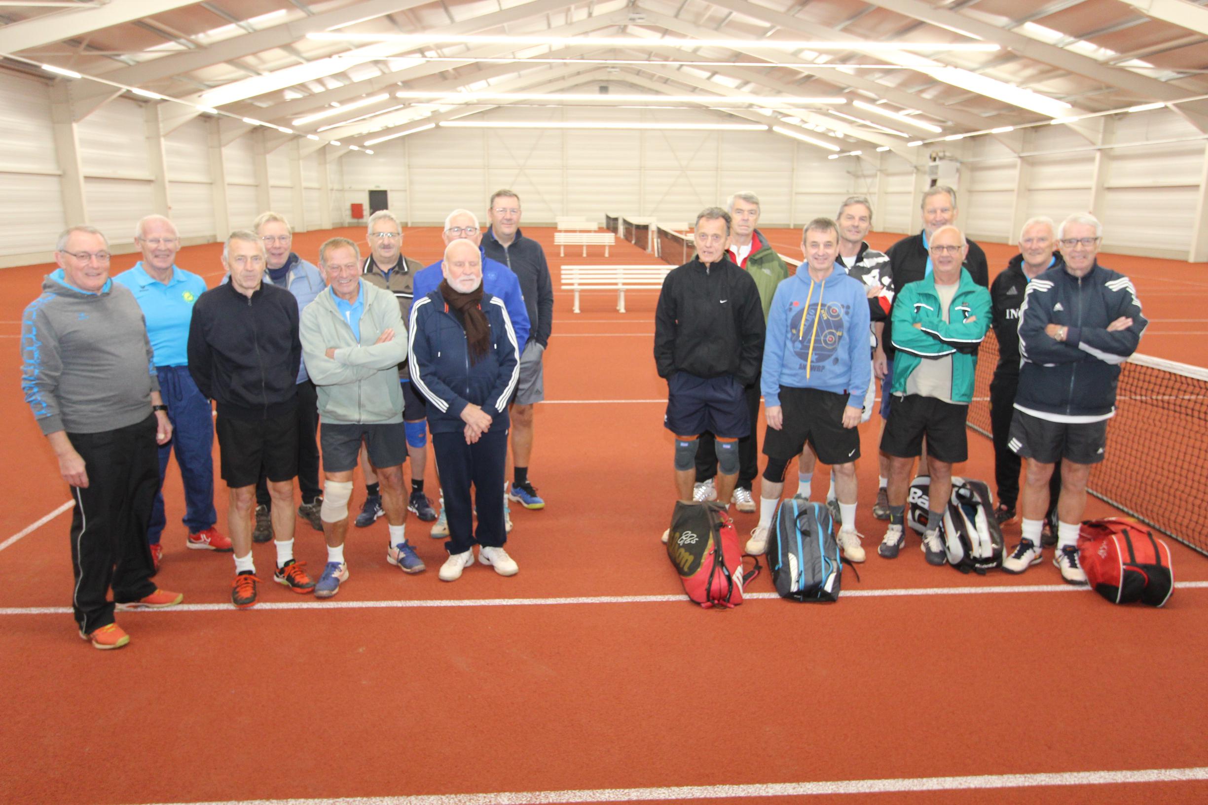Club opent nieuwe tennishal