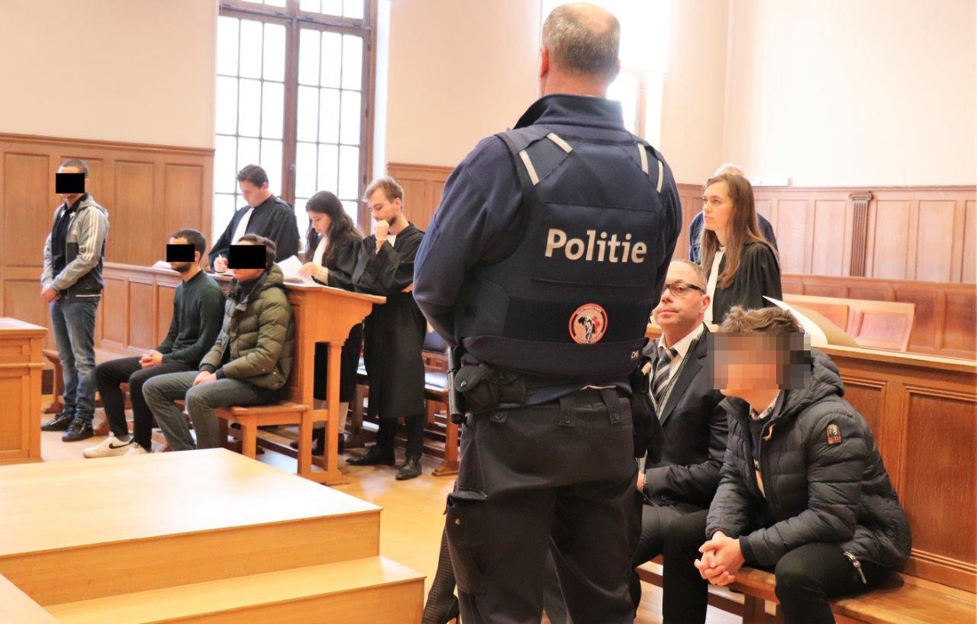 15-jarig slachtoffer gaat in rechtbank confrontatie aan met homejackers: “Ben zeker dat zij mij gijzelden en sloegen”