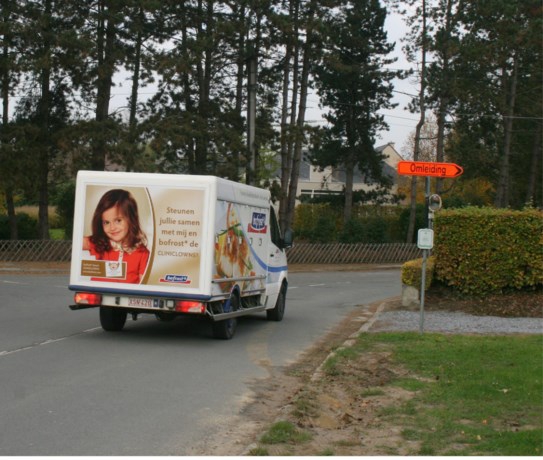 Buurt raakt even in paniek over ‘verdachte’ medewerkers van Bofrost: “Dit maakt het werk van onze medewerkers wel erg moeilijk"