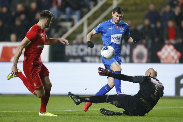 Jubileum in stijl voor Bölöni: Antwerp legt nu ook Gent over de knie