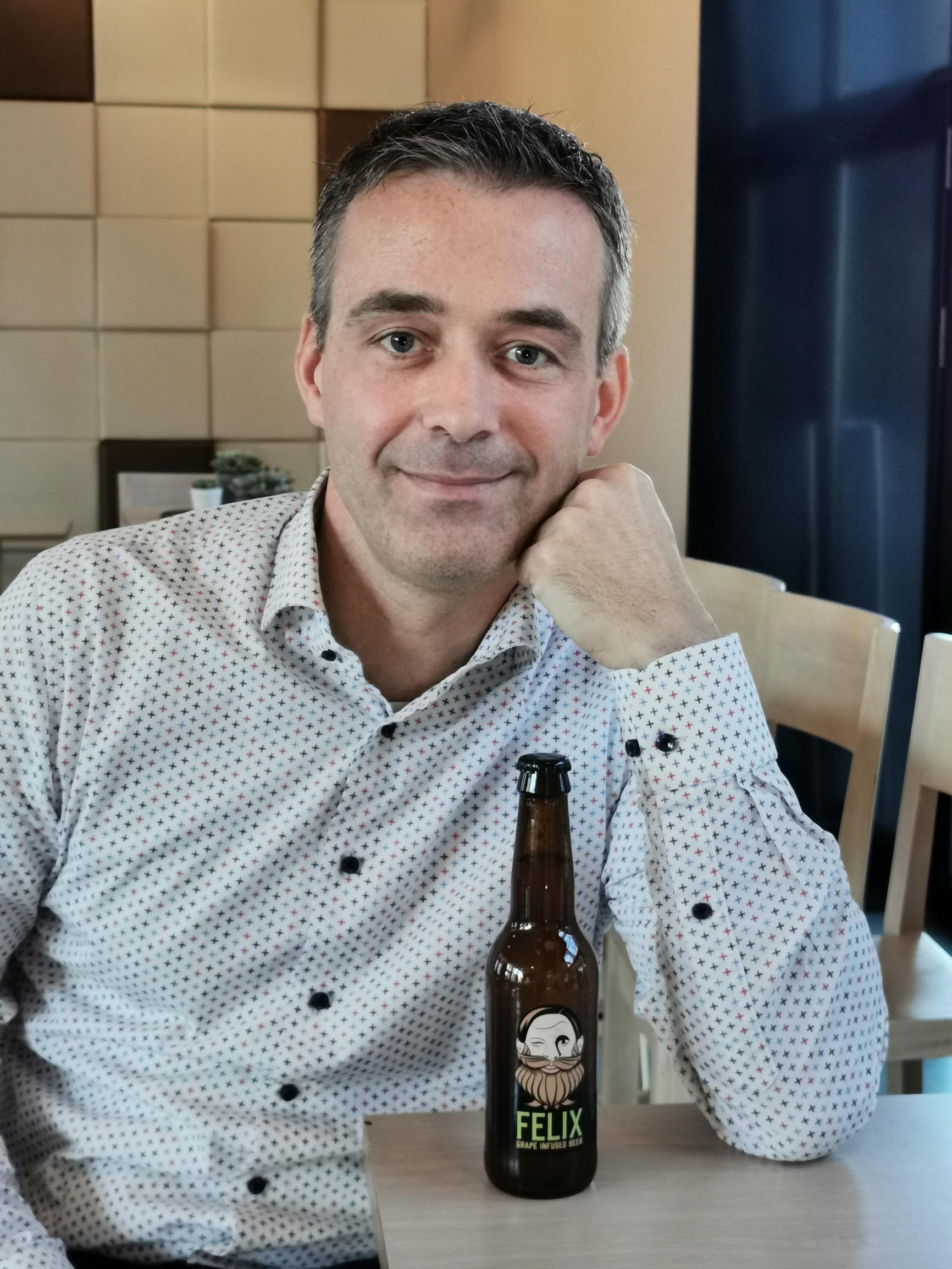 Wie zegt dat je van druiven alleen wijn kan maken?