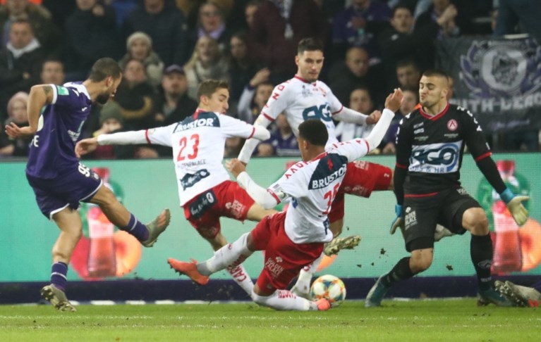 Pover Anderlecht geraakt niet voorbij Kortrijk