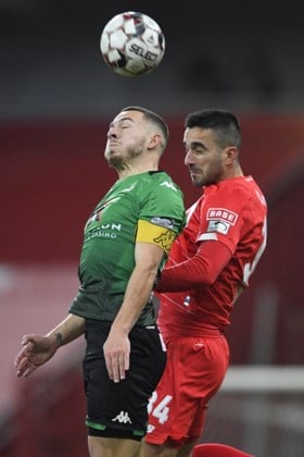 Ook tegen Cercle Brugge ontsnapt Standard in de extra tijd