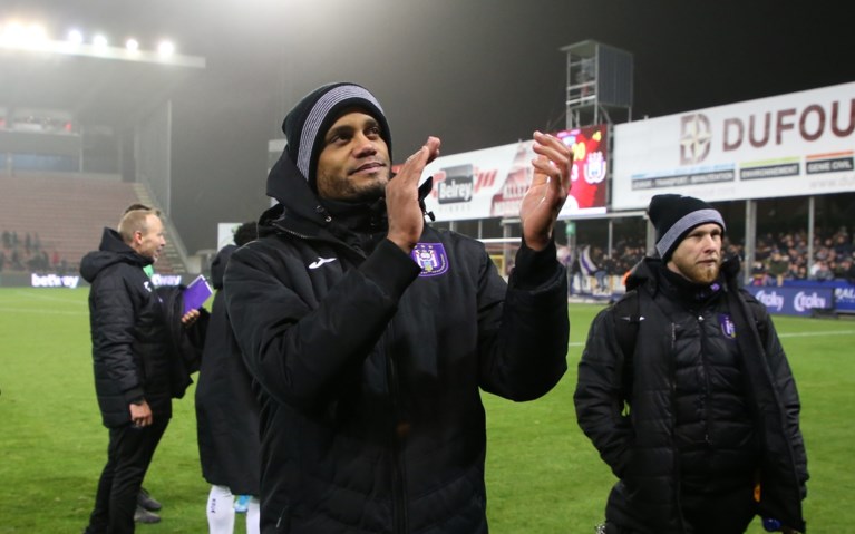 Anderlecht verjaagt crisis met kwalificatie in de beker tegen Moeskroen, blessure Kompany domper op feestvreugde
