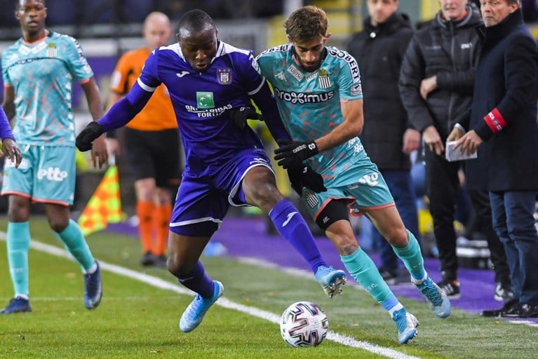 Inspiratieloos Anderlecht raakt ook niet voorbij Charleroi: zesde keer 0-0 dit seizoen