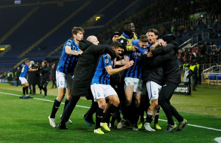 Een stunt: Rode Duivel Timothy Castagne schiet debutant Atalanta naar achtste finales in de Champions League