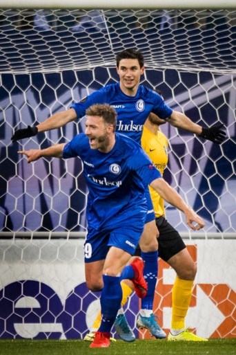Bibberend naar groepswinst: AA Gent dommelt in na rust, maar haalt het van Oleksandria met 2-1