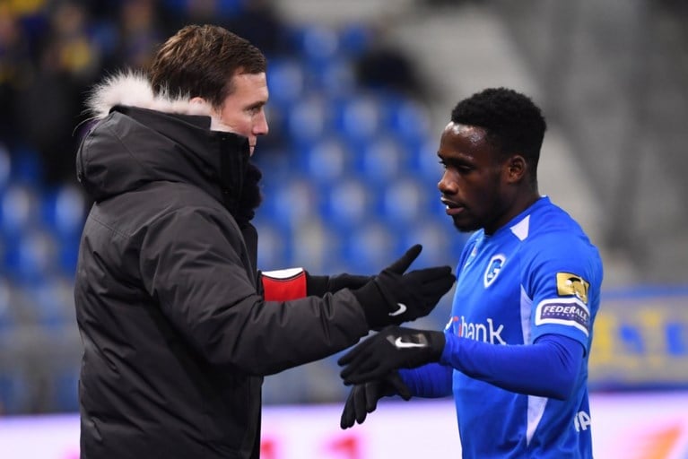 Racing Genk fluitend voorbij zwak Waasland-Beveren