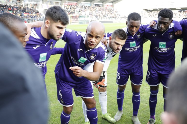 AA Gent laat dure punten liggen tegen KV Oostende, dat opnieuw verrast met stuntzege