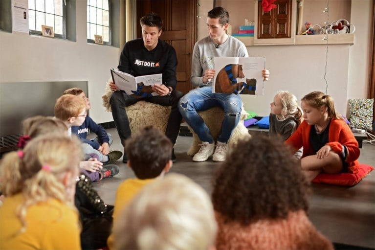 Club Brugge brengt speciaal kinderboek uit, Jelle Vossen en Hans Vanaken lezen voor