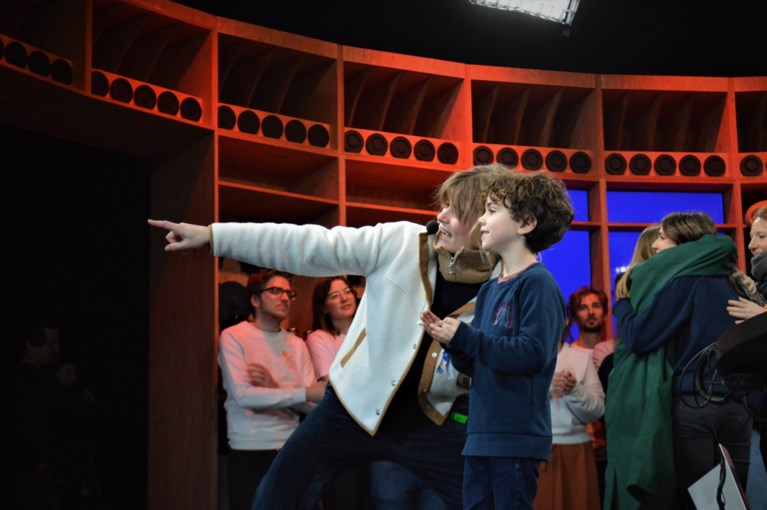 Pakkend én hilarisch: Studio Brussel eert Christophe Lambrecht, zoontje Maurice steelt show