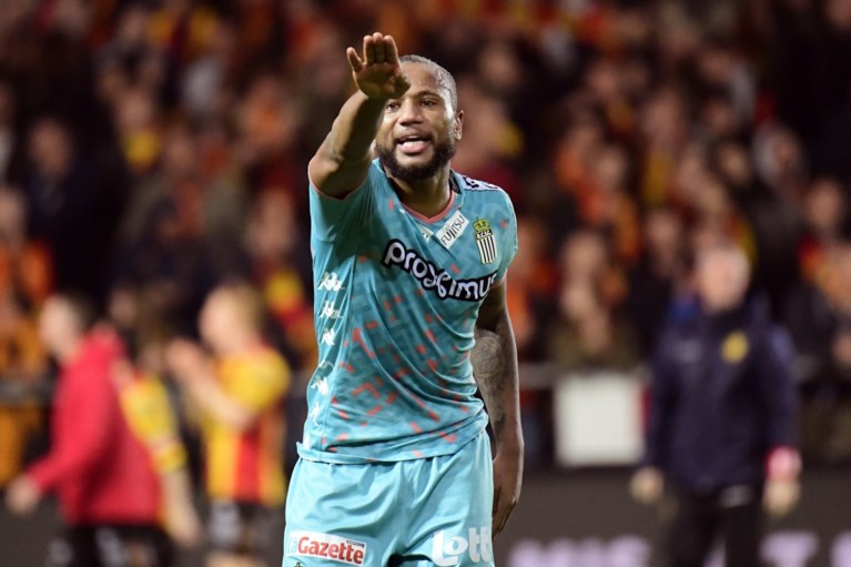 KV Mechelen geeft fan zelf 17 maanden stadionverbod na racisme-incident