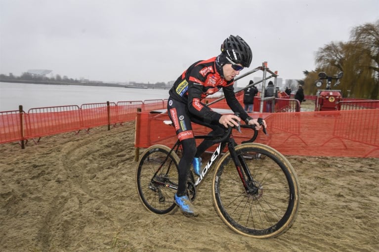 Eerste renners verkennen het parcours van het BK veldrijden: “Veel lastiger dan de Scheldecross”