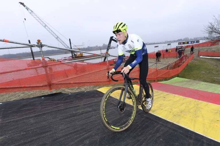 Eerste renners verkennen het parcours van het BK veldrijden: “Veel lastiger dan de Scheldecross”