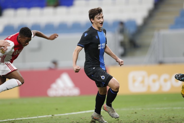 Club Brugge krijgt voetballesje maar jongeren redden de eer in galamatch tegen Ajax