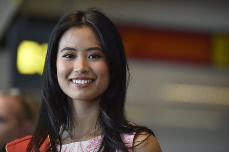 Celine Van Ouytsel nieuwe Miss België, ondanks uitschuiver: “Ook als je valt, kan je winnen”