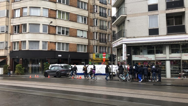 Roofmoord in centrum Antwerpen: 55-jarige zaakvoerder doodgestoken in geldkantoor