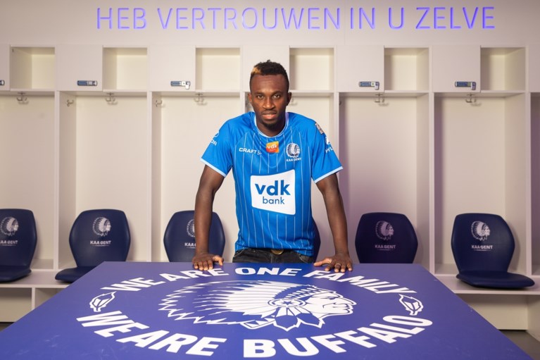 AA Gent strikt Ivoriaanse aanvaller Anderson Niangbo