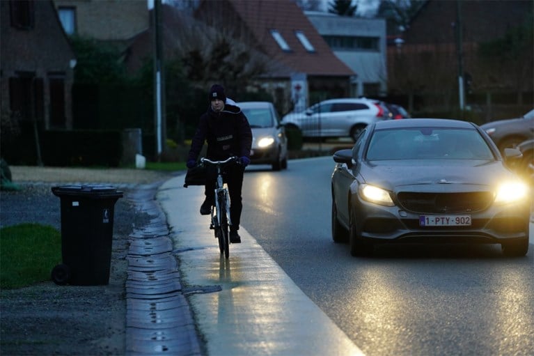 Gevaarlijke straat in Drongen wordt veiliger voor fietsers, over vier jaar