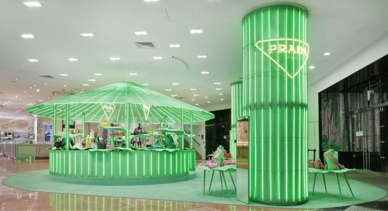 Nieuwe pop-upwinkel Prada slaat groen uit