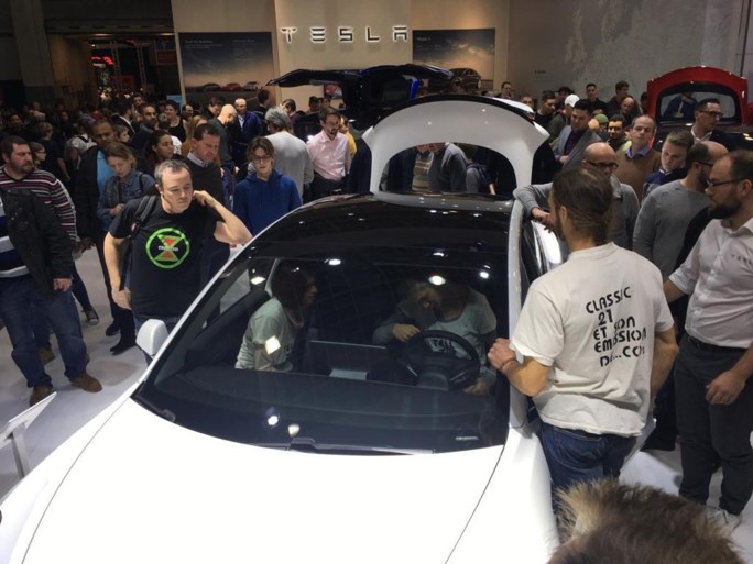 187 actievoerders Extinction Rebellion opgepakt op Autosalon