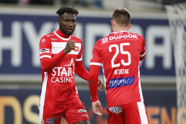 Jonathan David en Vadis Odjidja redden slordig AA Gent uit de nood tegen Moeskroen, Buffalo’s wippen naar tweede plek