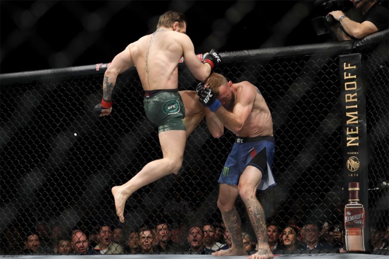 Van een comeback gesproken: Conor McGregor heeft amper 40 seconden nodig om tegenstander te verslaan