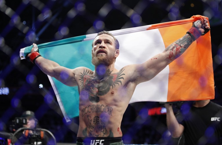 Van een comeback gesproken: Conor McGregor heeft amper 40 seconden nodig om tegenstander te verslaan