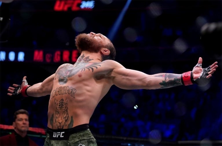 Van een comeback gesproken: Conor McGregor heeft amper 40 seconden nodig om tegenstander te verslaan