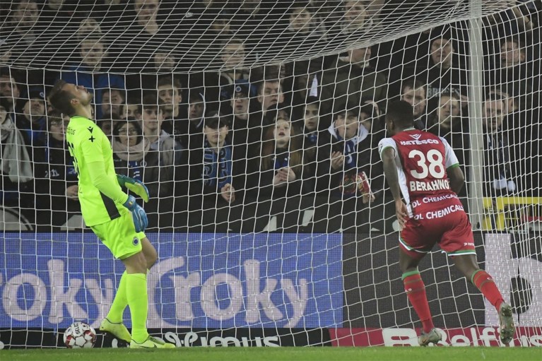 Ongeziene blunder van Simon Mignolet bij Club Brugge: “Ik moet dit accepteren en laten liggen”