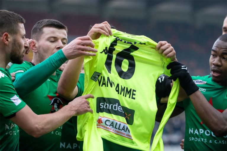 Slap Anderlecht pakt op een diefje de zege tegen rode lantaarn Cercle Brugge na onwaarschijnlijke slotfase