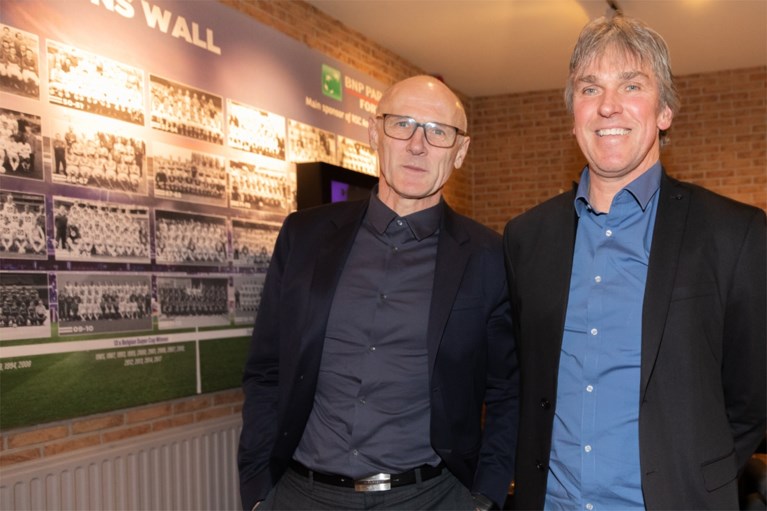 Anderlecht-iconen tekenen rouwregister Rensenbrink