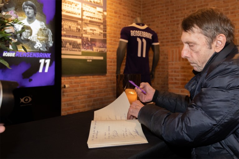 Anderlecht-iconen tekenen rouwregister Rensenbrink