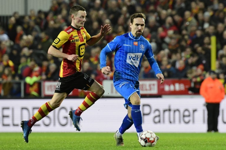 Volwassen AA Gent zet leider Club onder druk na uitzege op Mechelen