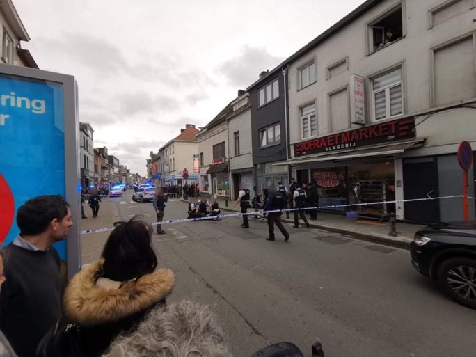 Bevrijdingslaan in Gent afgesloten na schietincident 