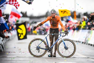 Geen Meter Van De Kop En Cross Gedaan Na Een Ronde Mathieu Het Nieuwsblad Mobile