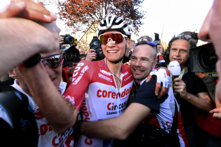 Belg achter succes van Mathieu van der Poel geeft zelfs voor korte vakantie instructies: “Hij mocht wel de locatie kiezen”