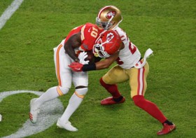 Super Bowl: Kansas City Chiefs gaan onverwacht nog met overwinning lopen, Tom Brady misleidde fans, Shakira en Jennifer Lopez samen in halftime show
